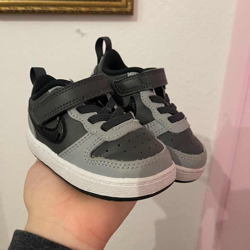 Toddler Nikes 5c